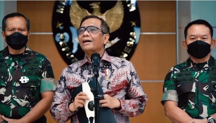 Mahfud MD Jelaskan Duduk Perkara Minta Denny Indrayana Bantu Pencalonan Anies