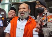 KPK Bongkar Biaya Makan Lukas Capai Rp 1 M/Hari dari APBD