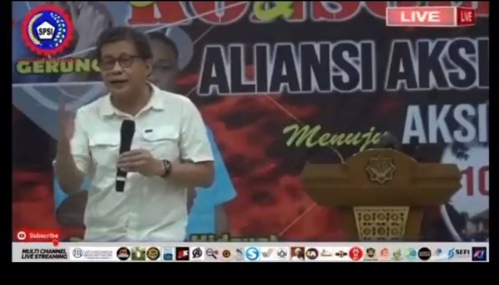Rocky Gerung Disebut Hanya Bermain-main dengan Retorika Bombastis Tanpa Makna