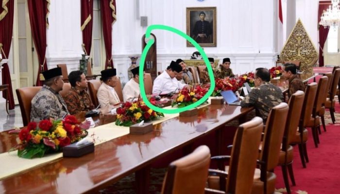 Jubir Bantah Prabowo Tertidur Saat Rapat dengan Jokowi di Istana