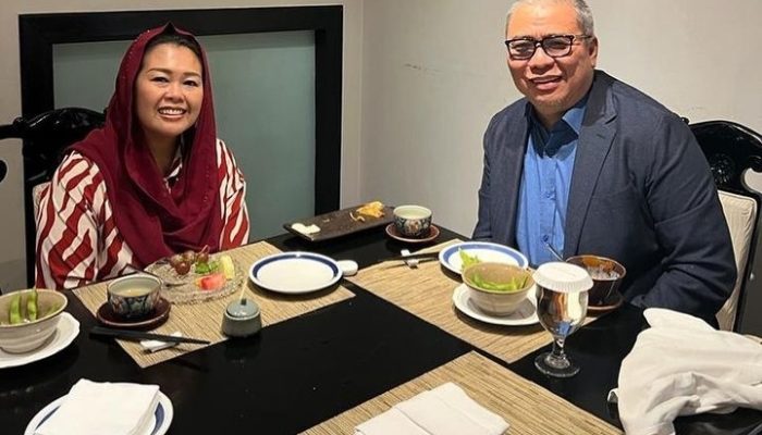 Kocak! Yenny Wahid Sebut Jawaban Jansen Demokrat Muter-muter Kayak Tong Setan