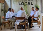 Jokowi Bertemu Relawan Saat Kunker di Bali, Guntur: Ini Kampanye Terselubung