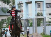 Pesona Sakera Muda di Equestrian Archery Exhibition