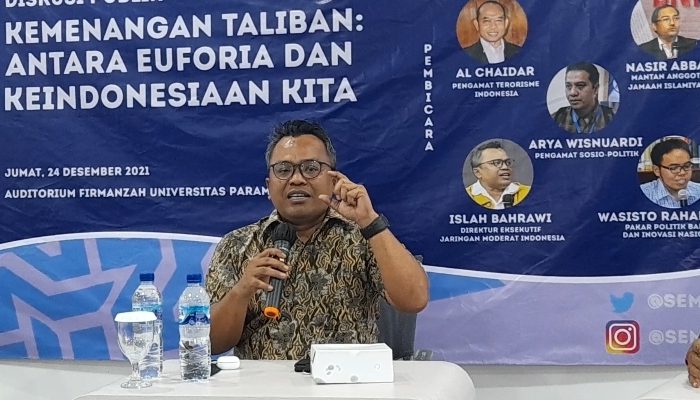 Islah Bahrawi Ungkap Alasan Kerap Kritik Jokowi