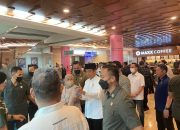 Jokowi Besuk Mantan Kepala BNPB di RS Siloam Jakarta