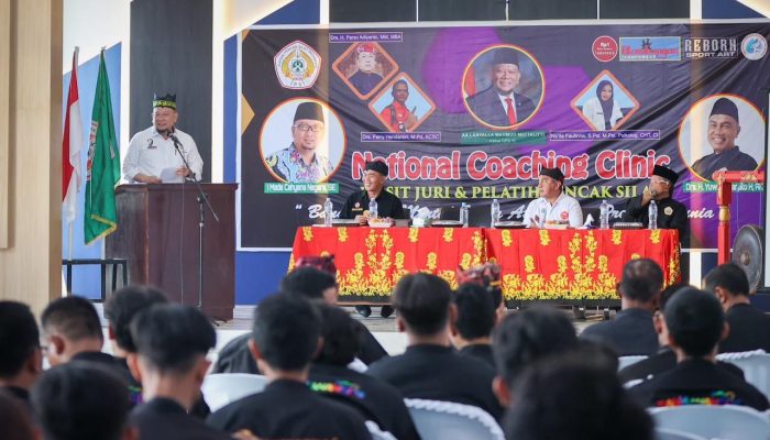 Buka National Coaching Clinic Wasit, Juri dan Pelatih, LaNyalla Ingatkan Nilai Luhur Pencak Silat