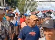 Ribuan Massa Tinggalkan Acara Jokowi di GOR Satria Purwokerto Sebelum Selesai