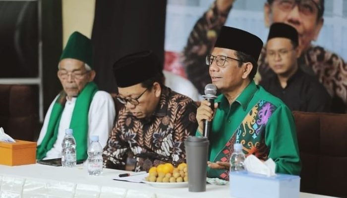 Dianggap Hina Gibran Saat Debat, Mahfud MD Dilaporkan ke Bawaslu