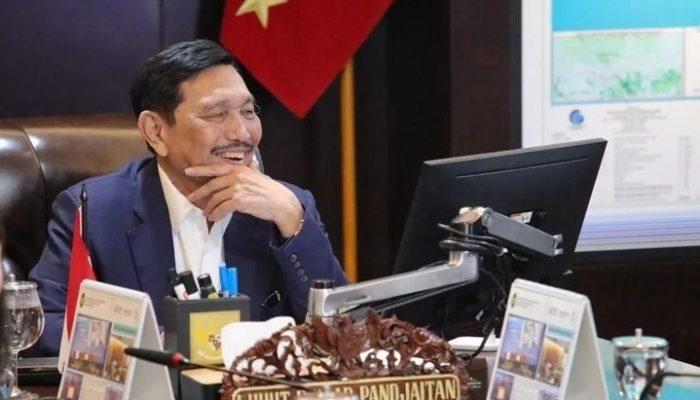 Usul Naikkan Pajak Motor Bensin, Luhut Tak Mau Dibilang Jahat