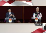 Ganjar dan Anies Kompak Kritik Bansos: Data Diperbaiki Hingga Tidak Dibagikan di Pinggir Jalan