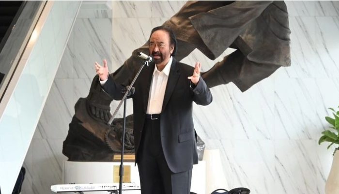 Surya Paloh ke Anies: Ini Bukan Momen Anda Maju Pilkada Jakarta