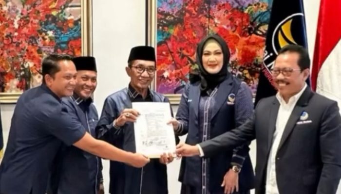 Janji Manis Kiai Kholil ke Nasdem Usai Terima Dukungan Maju Pilkada Pamekasan
