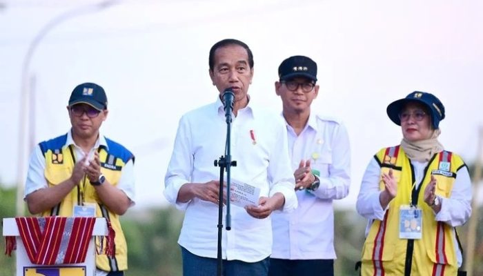 Jokowi Minta Maaf ke Warga NTT, Akui Hanya Manusia Biasa yang Penuh Kesalahan
