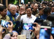 Prabowo Blak-blakan Akan Bentuk Kabinet Gemuk