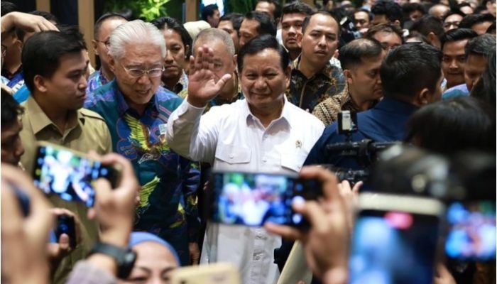 Prabowo Blak-blakan Akan Bentuk Kabinet Gemuk