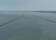 Aneh! Pemerintah Ngaku Tak Tahu Pemilik Pagar Laut Sepanjang 30 Km di Tangerang