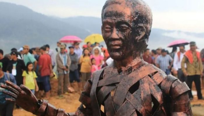 Viral Patung Jokowi Senilai Rp 2,5 M di Karo, Hasilnya Disebut Seperti Orang Kena Azab