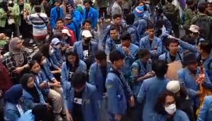 Tuntutan Demo Indonesia Gelap