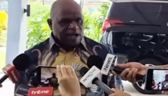 Menteri Pigai Tuding Penolak RUU TNI Pengangguran dan Buzzer