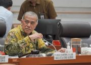 DPR Harap Lebaran 2025 Serentak Digelar 31 Maret