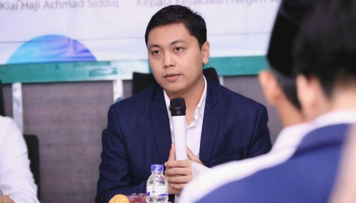 Kisah Wildani Hefni Alumni PBSB, Santri Raih Gelar Doktor Muda dan Menjadi Dekan Fakultas Syariah UIN KHAS Jember