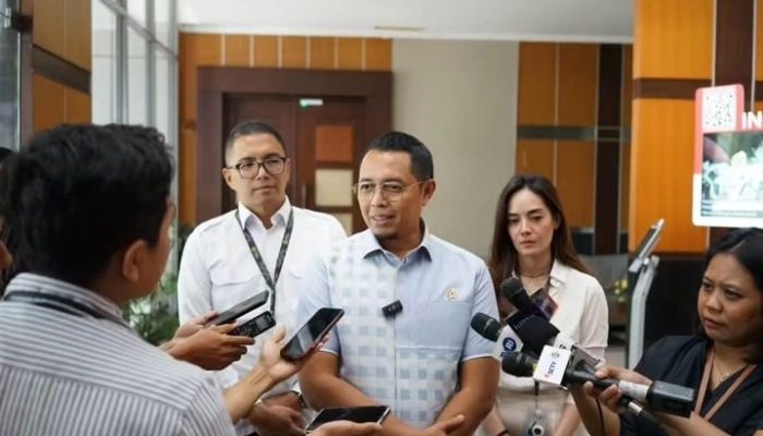 Hasan Nasbi Bantah Mundur dari Kepala Kantor Komunikasi Kepresidenan