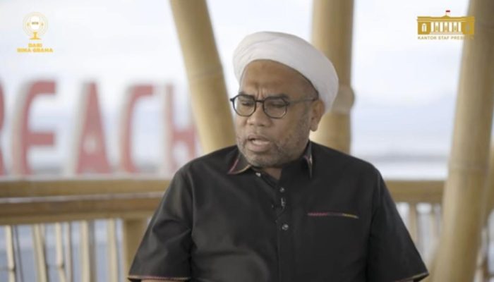 Ngabalin: Komunikasi Jokowi dengan Allah Luar Biasa, Munajatnya Melebihi Ulama