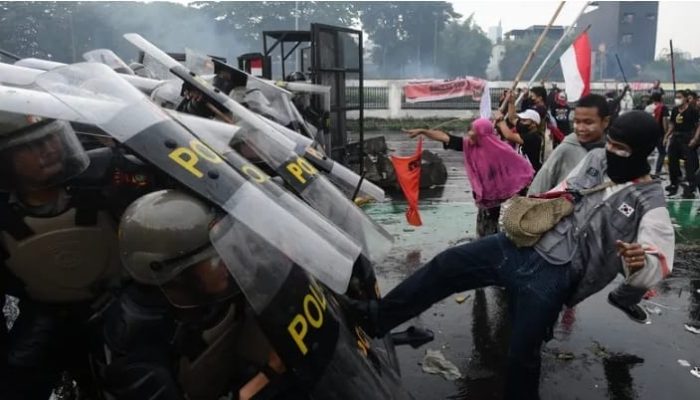 Aktivis 98 Minta Elite Tak Sibuk Cari Dalang Demo Rusuh: Biang Keroknya Parpol