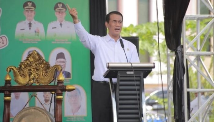 Amran Bantah Bulog Jadi Penyebab Harga Beras Naik