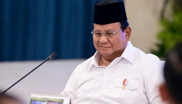 Prabowo Minta Panglima TNI dan Kapolri Naikkan Pangkat Prajurit yang Bantu Atasi Bencana Sumatra