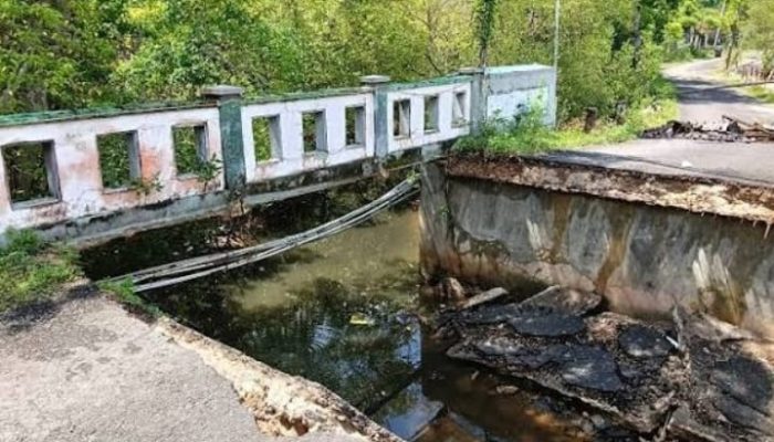 Jembatan Runtuh dan Lambannya Tanggung Jawab Pemerintah Desa