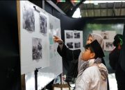 Pengunjung kegiatan bertajuk "We Are (also) Palestinian: Lorong Waktu Sejarah Palestina" di Sekolah Alam Indonesia Cipedak, Sabtu (28/2/2026). [Foto: istimewa]