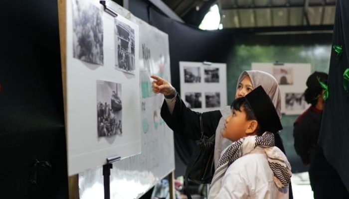Menyusuri ‘Lorong Waktu Sejarah Palestina’ di Sekolah Alam Indonesia Cipedak