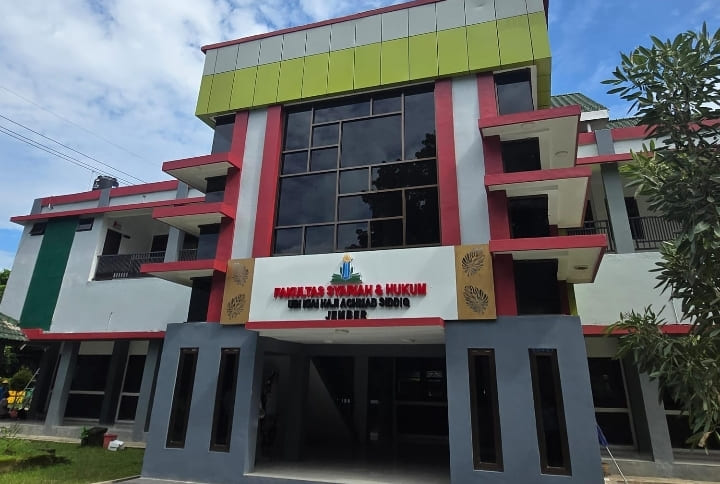 Fakultas Syariah UIN KHAS Jember.