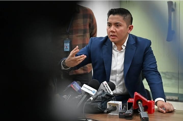 Seskab Teddy Indra Wijaya.