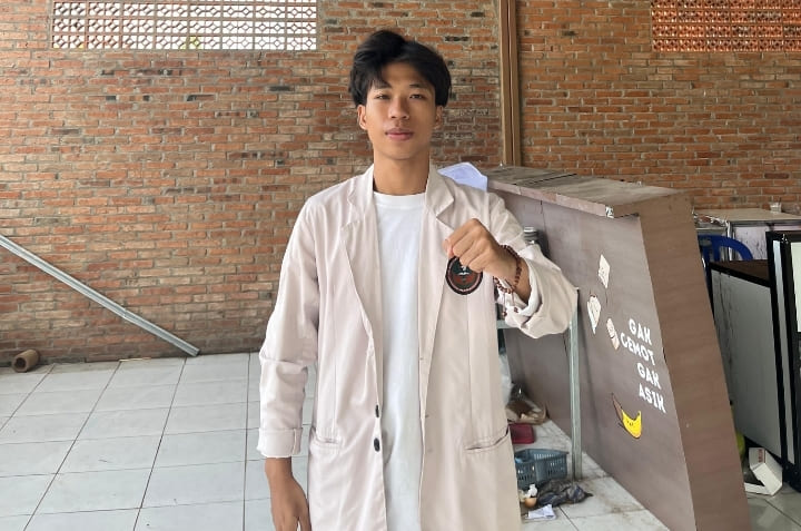 Moh. Iskil El Fatih.