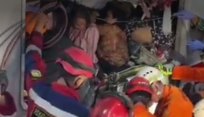 Korban Tewas Tabrakan KA Argo Bromo Anggrek Vs KRL Bertambah Jadi 14 Orang