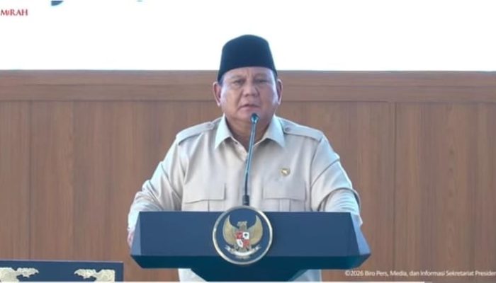 Prabowo Sebut Tangan Rakyat Jatim Keras-Keras: Kunjungan 2-3 Kali, Aku Harus Pakai Minyak Khusus
