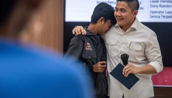 Teddy Sebut Kelebihan Biaya Saat ke Luar Negeri Sepenuhnya Ditanggung Prabowo