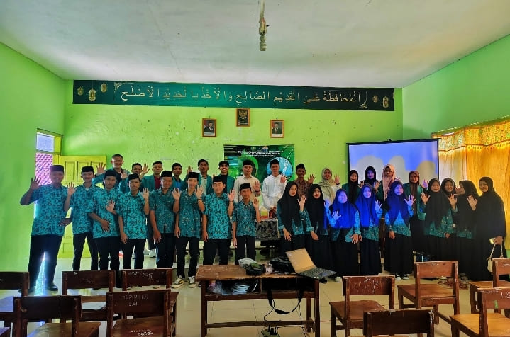 Kegiatan penyuluhan pertanian di Aula MA. Al Ma’arif Plus, Errabu, Bluto, Sumenep, pada Senin (6/7/2026).