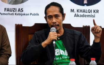 Jaksa dan Polri Bugil di Tengah Jalan