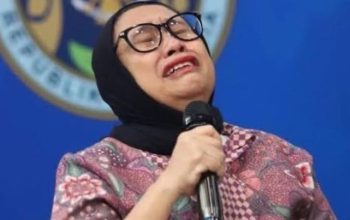 Nanik S Deyang.