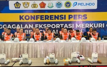 Bea Cukai dan Polri Gagalkan Upaya Ekspor Ilegal 3,4 Ton Merkuri Cair Senilai Rp17,5 M di Surabaya. [Foto: istimewa]