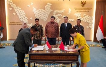 Penandatanganan MoU pengembangan Kawasan Industri Wiraraja Madura.