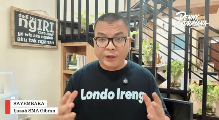 Denny Indrayana.