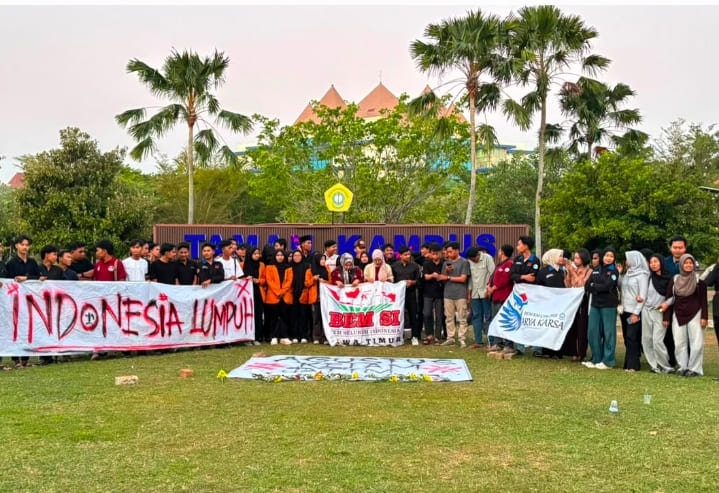 BEM SI Korda Madura Raya gelar aksi simbolik di UTM.