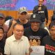 Wakil Ketua DPR Sufmi Dasco Ahmad (baju putih) usai bertemu aktivis AMPB di DPR.