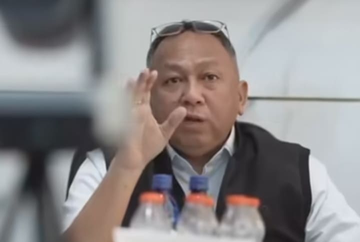 Ketut Sumedana.