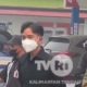 Tangkapan layar video aksi Gibran di SPBU yang diunggah akun X Akbar Faizal.