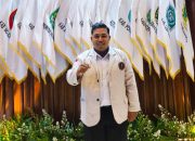 Iip Supriyanto, mahasiswa asal Pulau Kangean, Sumenep, yang berhasil mendapat kesempatan magang di kantor DPRD Jawa Timur. [Foto: istimewa]